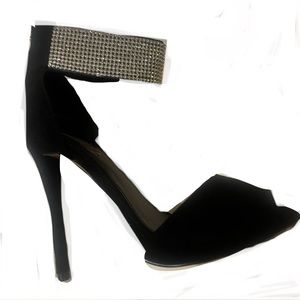 Bebe “alexis” heels